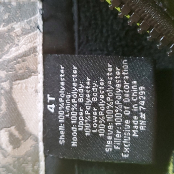 Weatherproof 4T zipper front winter jacket - Picture 10 of 10